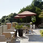 Hotel Flysch 2*