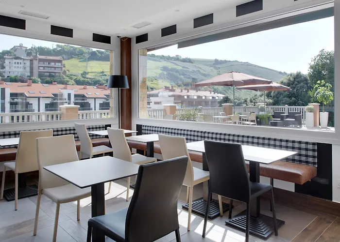 Отель Flysch 2*