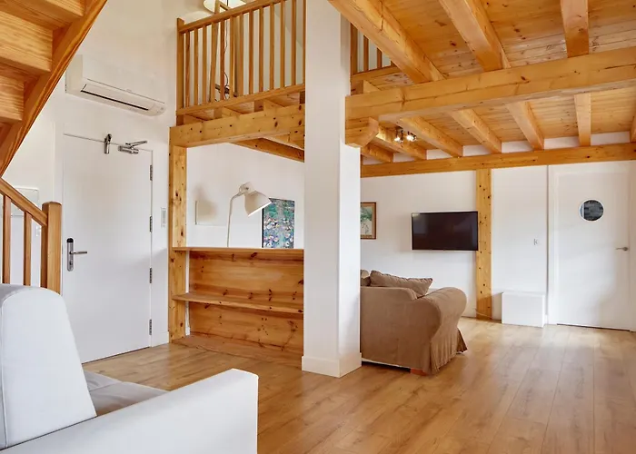 Flysch Отель Сумая